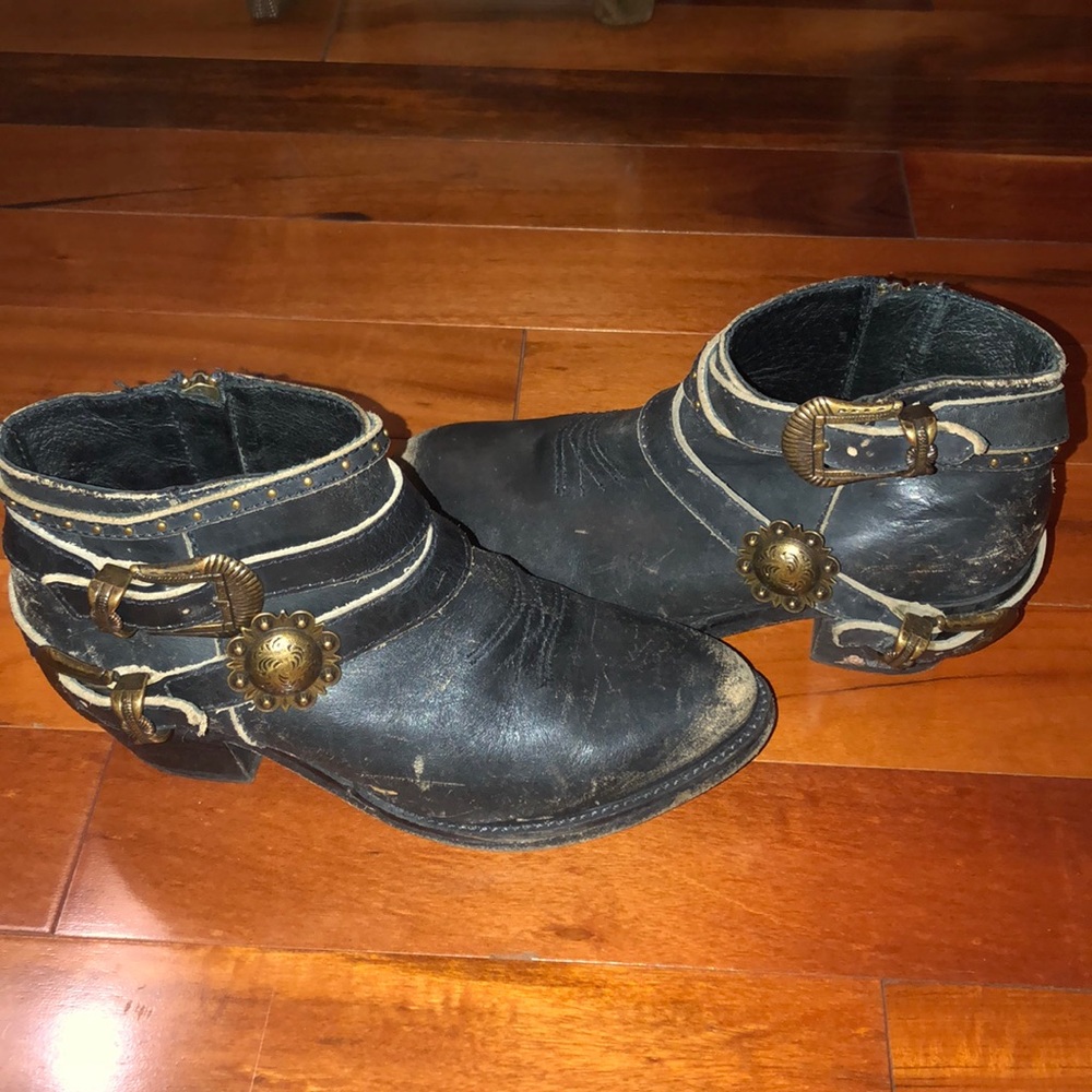 Black buckle distressed ankle booties